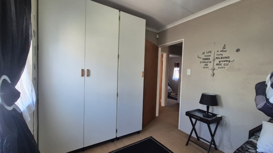 3 Bedroom Property for Sale in Country Club Western Cape